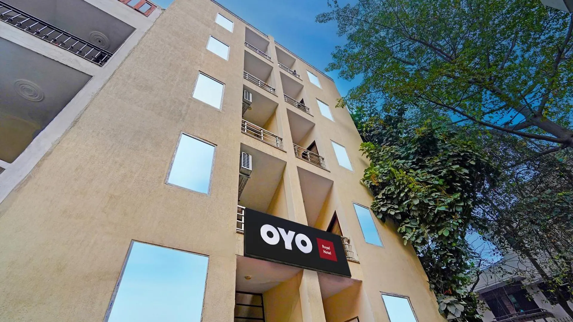 Hotel O Royal Hotel グルガウン
